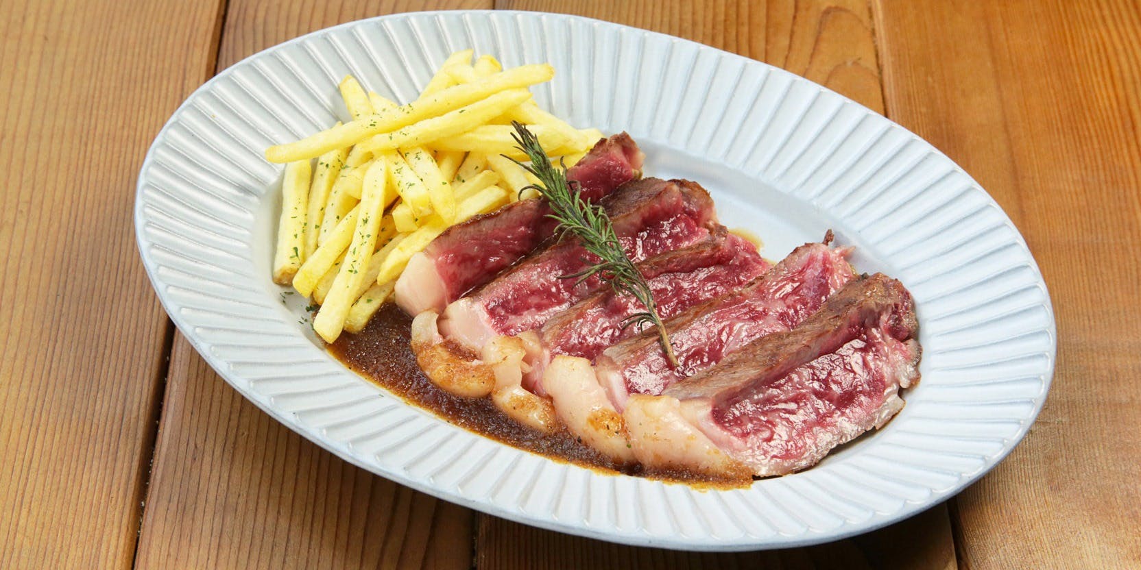 イタメシヤ 8（【旧店名】THE BLOOKS GRILL BEEF BROOKLYN STYLE）