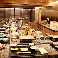 旬の食材を天ぷらというスタイルで多くのお客様に