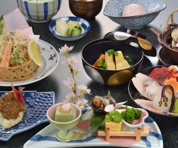 フレンチ すたんど割烹 銀坐 名古屋国際ホテル Okaimonoモール レストラン