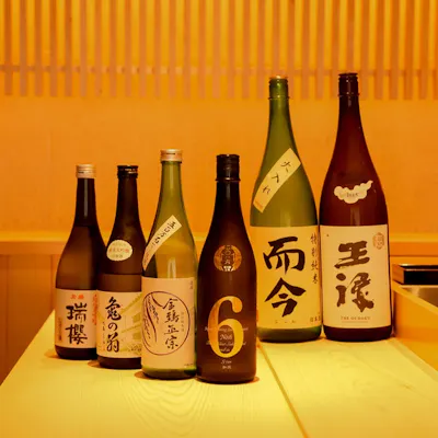 鮨に合う日本酒とこだわりのグラス
