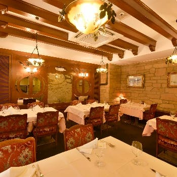 �Y�ăX�e�[�L�n�E�X ������