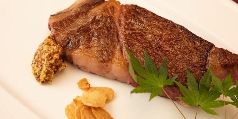 【ランチ/土曜限定】乾杯スパークリング1杯付「熟成黒毛和牛ステーキ 100g/150g/200g」3,700円～