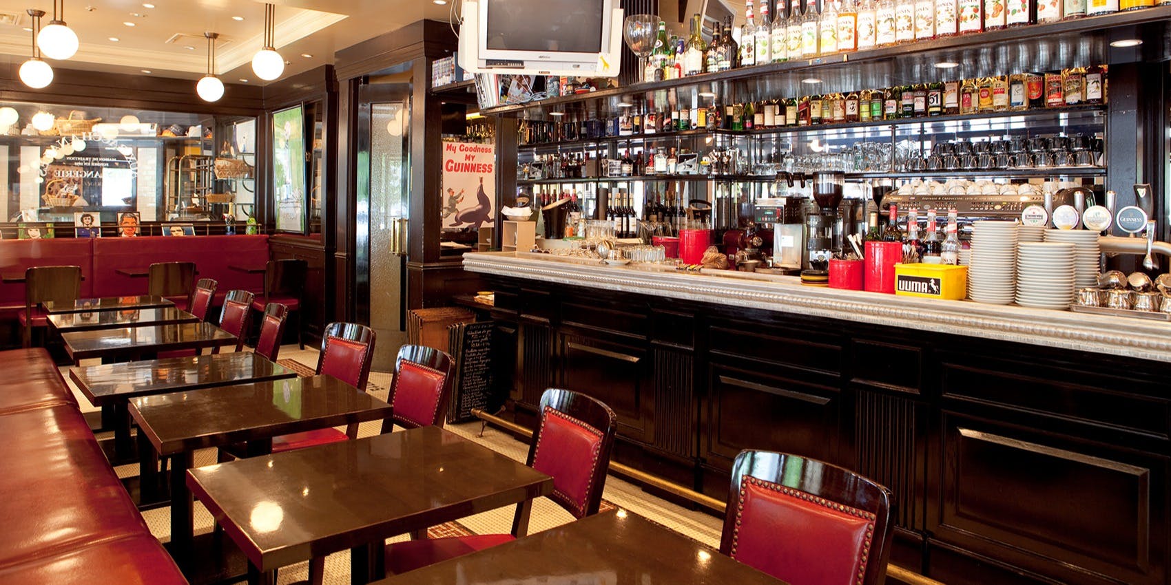 オー バカナル 銀座（AUX BACCHANALES）