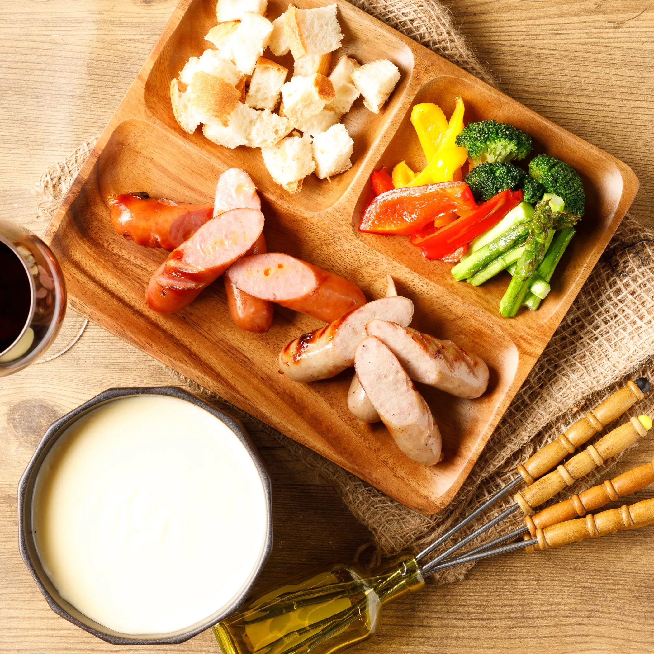 Hang Out Cheese Meat 鶴見 女子会限定 時間無制限滞在 自慢チーズフォンデュ堪能 泡やサングリア2h飲み放題 ディナー プラン メニュー 一休 Comレストラン