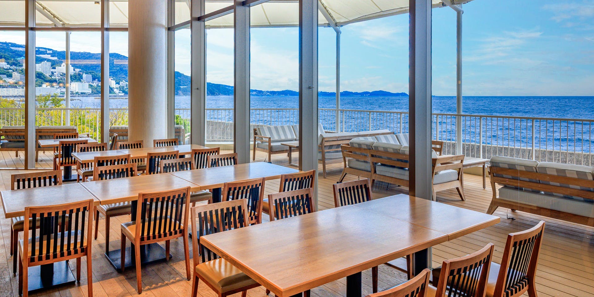 Harbour ハーバー 9'6\" 天王洲「T.Y.HARBOR」！運河を望む水上ラウンジ&テラス｜スマート