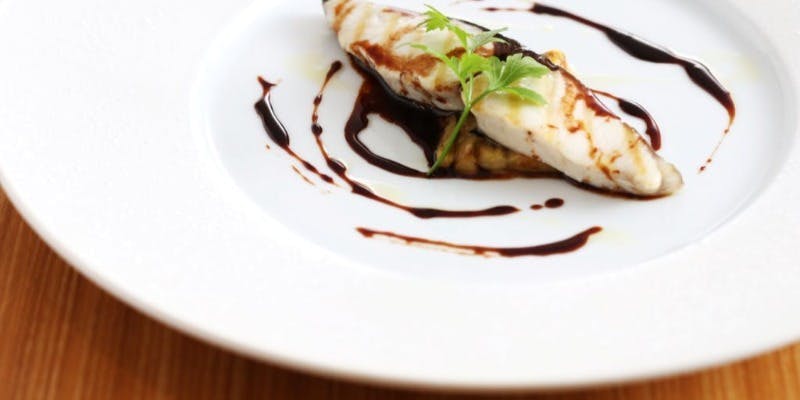 【ランチ　森の木洩れ日】但馬地方の季節の食材と、メインは但馬牛と近海お魚料理のフルコースランチ