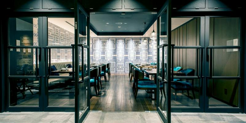 GRILL 54TH�^�_�[���E�I�� ���s