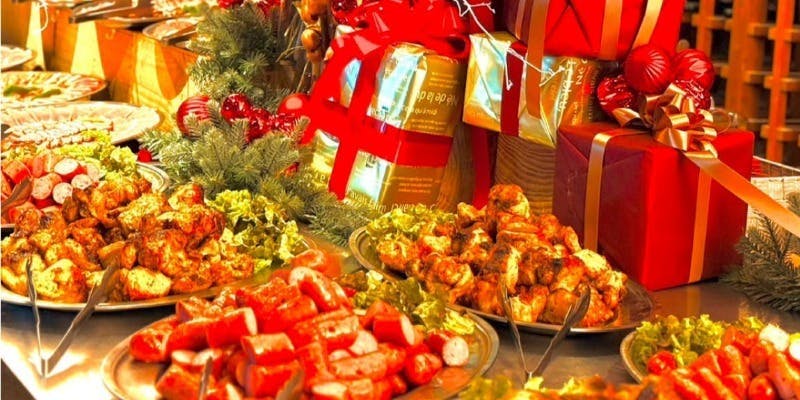 【Xmas2025】厳選牛イチボ付きビアバー2時間飲み放題クリスマス限定ビュッフェ（早割）