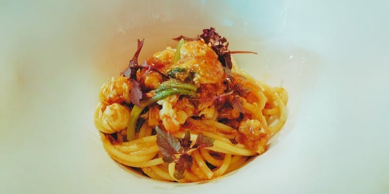 【ランチ：丸ごとオマールの贅沢パスタ、糸島豚肩ロースとサラダ、パスタのセット】（3名様コース）