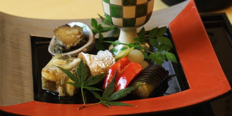 四季魚菜 うらべ シキウオサイ ウラベ 三宮 日本料理 和食 一休 Comレストラン