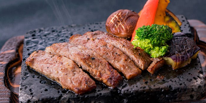 洗詩台 中村孝明 創世店