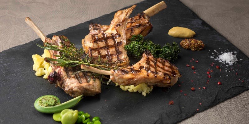 【2時間飲み放題付お集まりプラン】ピザ・お肉料理などパーティプラン＋4品