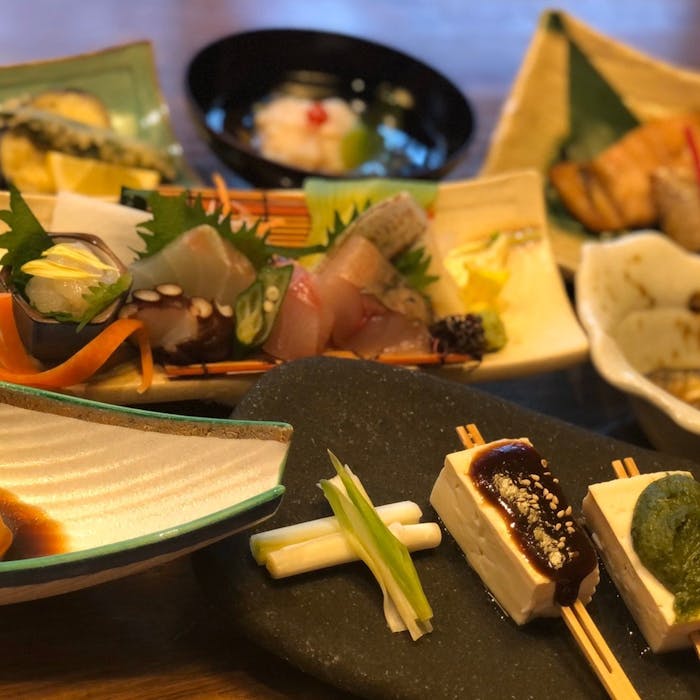 別邸 きときと 旬の味覚コース 白海老 旬魚六種盛 季節の鍋料理など全9品 90分飲み放題 ディナー プラン メニュー 一休 Comレストラン 別邸 きときと 旬の味覚コース 白海老 旬魚六種盛 季節の鍋料理など全9品 90分飲み放題 ディナー プラン メニュー 一休 Comレストラン