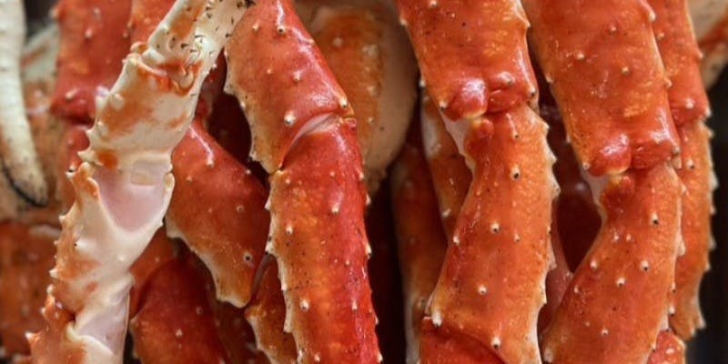  極上たらば蟹・ずわい蟹が食べ放題　「GOLDPLAN」（120Min　L.O90Min）