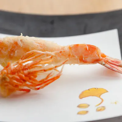 ここでしか味わえない鮨と天ぷらを