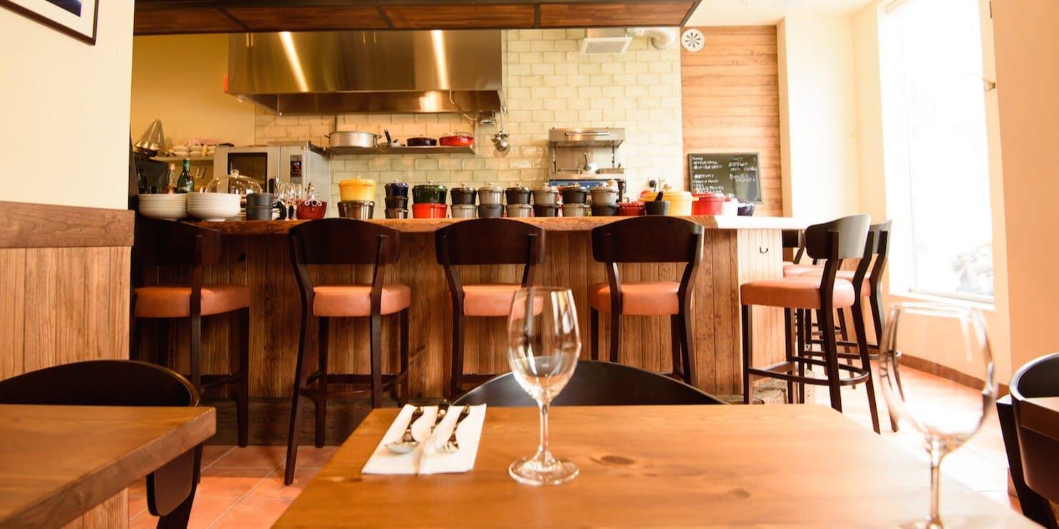 ビストロ アンパサンド