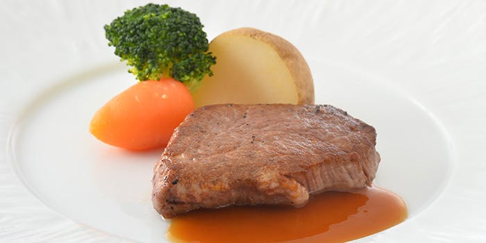 レストラン アゼリア（Azalea）