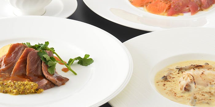 レストラン アゼリア（Azalea）