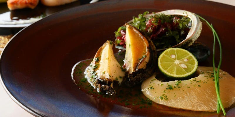 【Xmas2025】鉄板焼「蝦夷鮑＆北斗和牛」のコース　