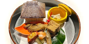 【水毬×個室確約】季節食材を使用した料理など全9品 - 日本料理 波勢