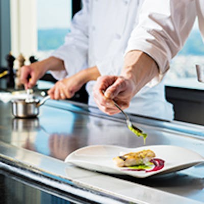 マイシェフ、マイ鉄板!と感じて頂けるような料理づくり