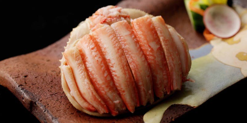 【ランチ香箱蟹会席】香箱蟹姿盛りが1杯ついたお昼の会席