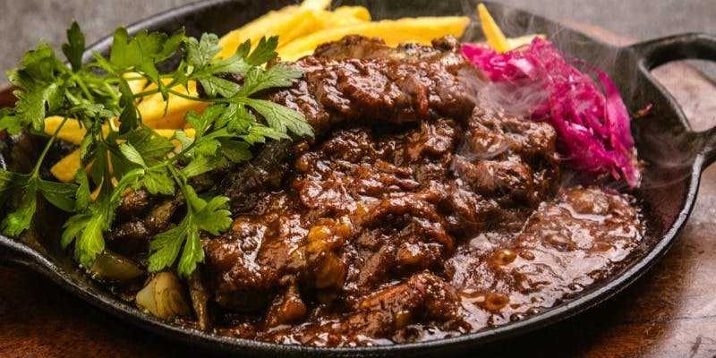 WINEHALL GLAMOUR 赤坂（ワインホールグラマー）