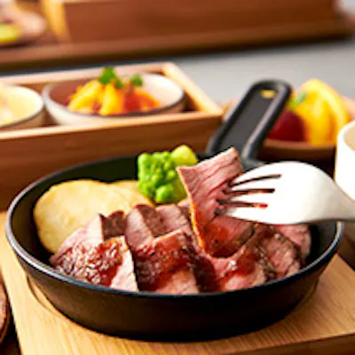 「京」を感じる逸品の数々。朝夕異なった表情を見せるお料理を存分に。
