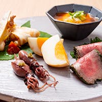 和食をベースにお酒や季節の料理を堪能ください
