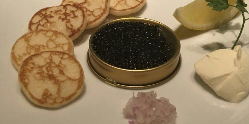 【CHAMPAGNE ＆ OSETRA CAVIAR】ポーランド産オセトラ キャビア18g ＋ グラスシャンパーニュ80ml X 3種類