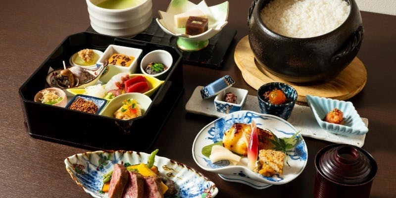 （平日ランチ）【大隅～おおすみ～御膳】黒毛和牛と旬魚西京焼のWメインと名物土鍋飯御膳