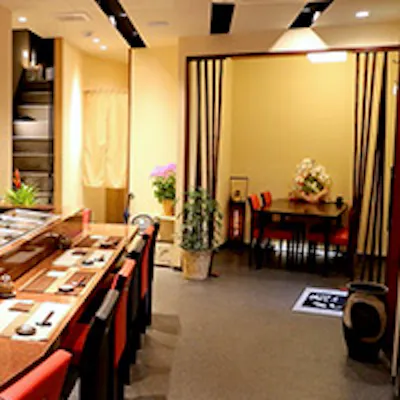落ち着いた雰囲気で寛ぎと癒しを感じる店内