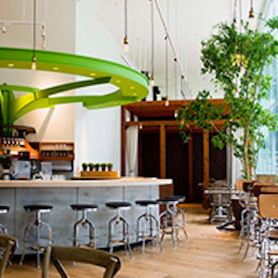 開放的で落ち着いた空間