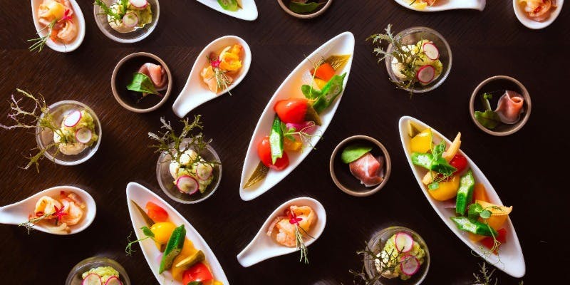 2026  New Year Lunch 　新年飾るフルビュッフェ / 時間無制限（1/1 ～ 1/3限定）