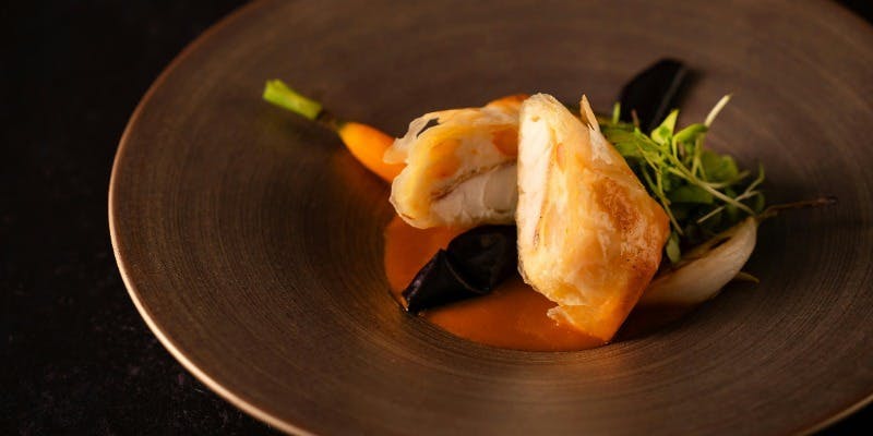 【Taste of ZERO】ダブルメインディッシュ　～乾杯用スパークリングワイン付～（時間無制限）