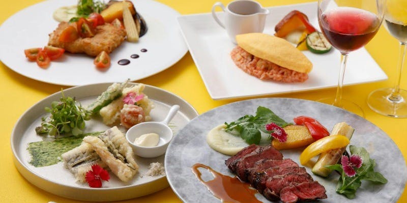 TERRACE & DINING ZERO�^�N���X�z�e�����