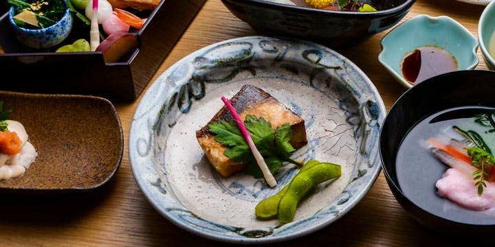 クエ鍋 鯨料理 初代 クエナベ クジラリョウリ ショダイ 東梅田 クエ ハモ のど黒 鯨ウツボ 一休 Comレストラン クエ鍋 鯨料理 初代 クエナベ クジラリョウリ ショダイ 東梅田 クエ ハモ のど黒 鯨ウツボ 一休 Comレストラン