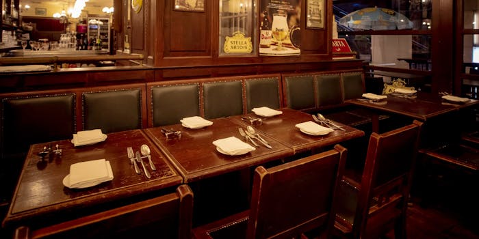 ベルジアン ブラッスリーコート アントワープ セントラル Belgian Brasserie Court Antwerp Central 丸の内 ベルギー料理 一休 Comレストラン ベルジアン ブラッスリーコート アントワープ セントラル Belgian Brasserie Court Antwerp Central 丸の内 ベルギー料理 一休 Comレストラン
