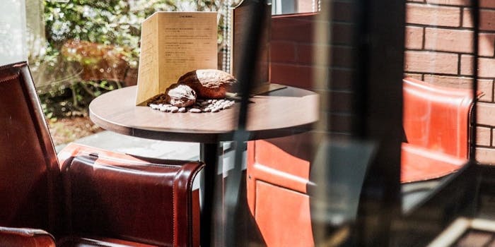 Le Chocolat Alain Ducasse 東京工房 ル ショコラ アラン デュカス トウキョウコウボウ 三越前 カフェ 一休 Comレストラン Le Chocolat Alain Ducasse 東京工房 ル ショコラ アラン デュカス トウキョウコウボウ 三越前 カフェ 一休 Comレストラン