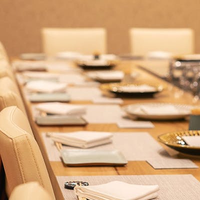 清潔感と温もり感じる落ち着いた雰囲気