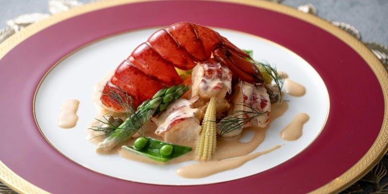 【ソレイユ】前菜、スープ、お魚料理、お肉料理、デザートなど旬の食材を使用した全9品