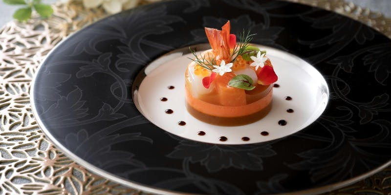 【エトワール】前菜、スープ、お魚料理、お肉料理、デザートなどソレイユ自慢の全9品