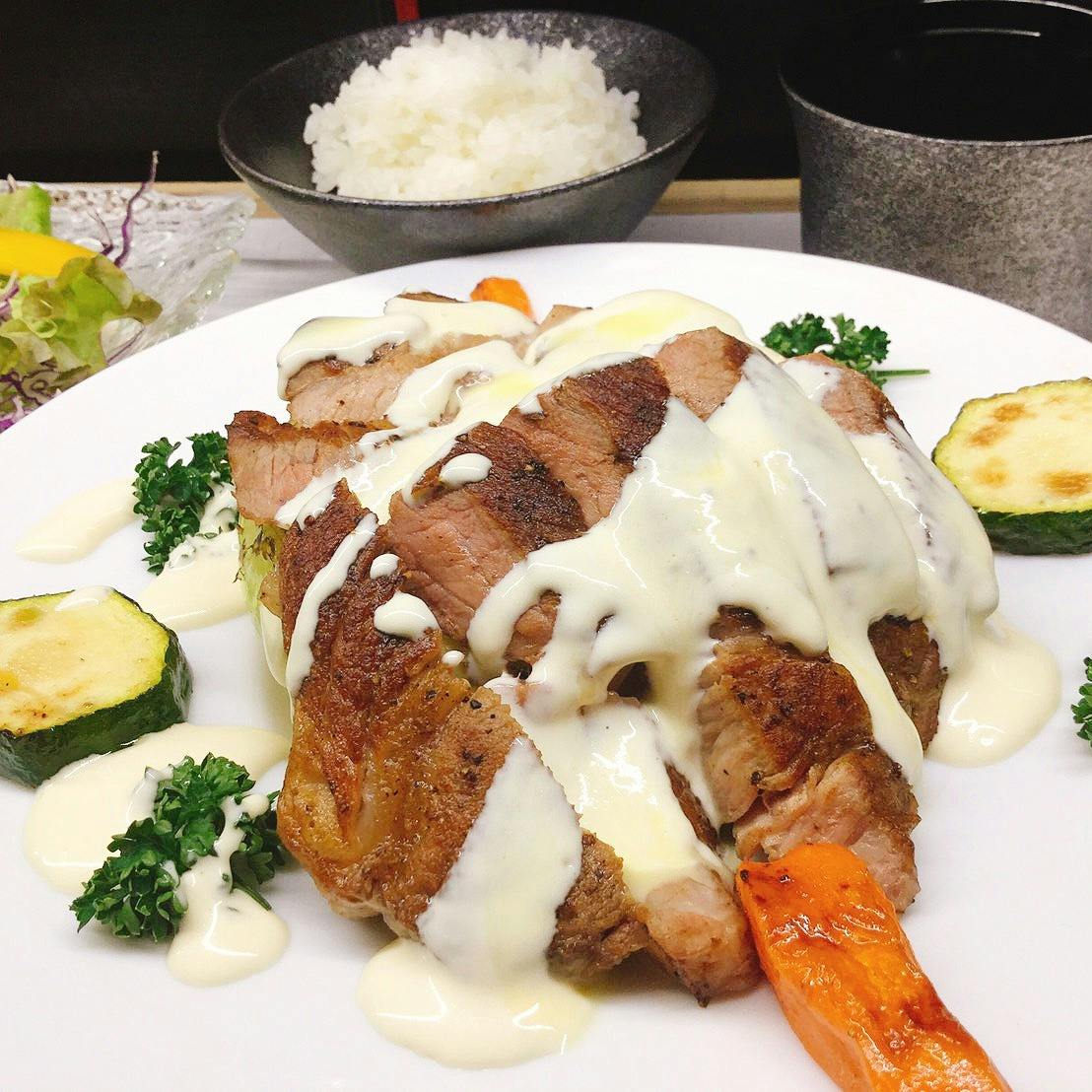 和食焼肉 和や 北新地 松阪豚ステーキ御膳 松阪豚のステーキ サラダ 小鉢等 ランチ プラン メニュー 一休 Comレストラン