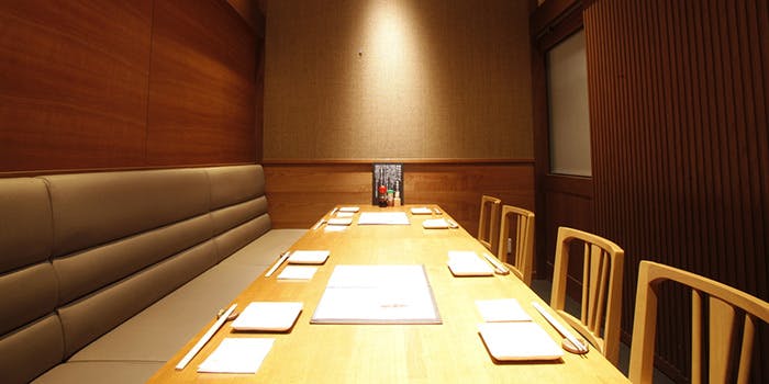 記念日におすすめのレストラン・宮崎料理 万作 渋谷ヒカリエ店の写真1