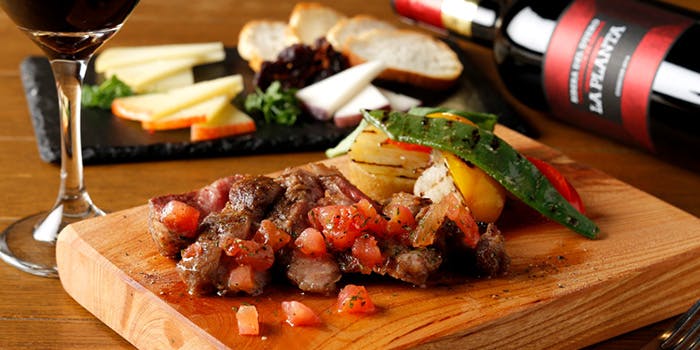 Bar Espanol LA BODEGA 博多店（バル エスパニョール ラ ボデガ）