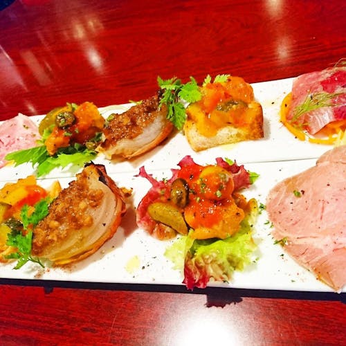 Bistro et Vin Grand Ami
(ビストロ エ ヴァン グランダミ)