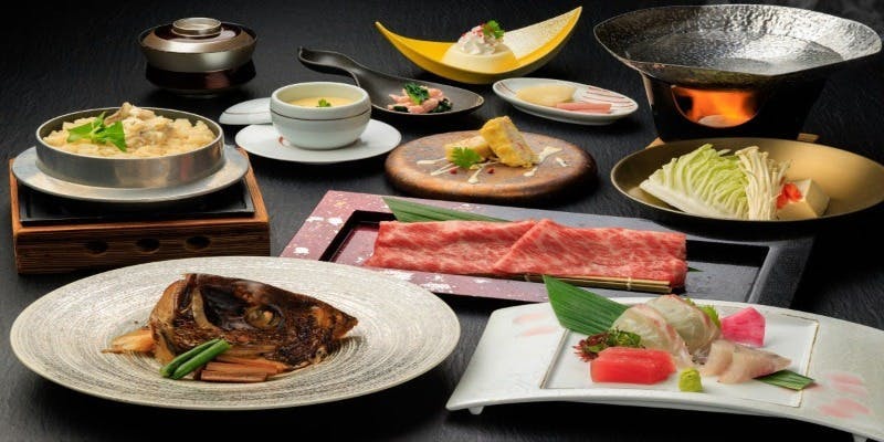 少人数でのお食事会やご夫婦でのおでかけにおすすめ【紀州和膳】（春）（レストラン会場）