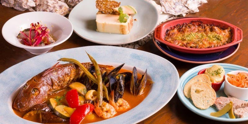 【鮮魚1本丸々ブイヤベースを楽しめる定番コース】ピンチョス盛り合わせ＋前菜2品＋ブイヤベース＋デザート