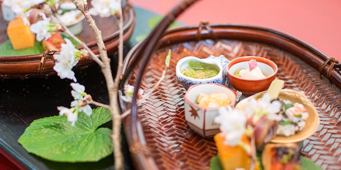 一汁ニ菜 うえの 箕面店（いちじゅうにさい うえの）