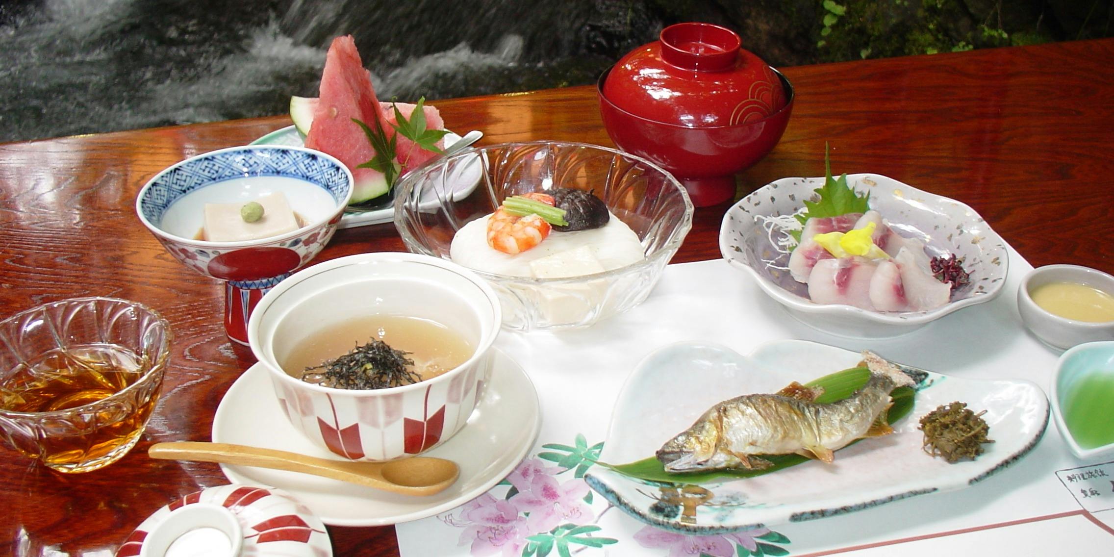 貴船 仲よし キブネ ナカヨシ 貴船口 懐石 会席料理 一休 Comレストラン 貴船 仲よし キブネ ナカヨシ 貴船口 懐石 会席料理 一休 Comレストラン